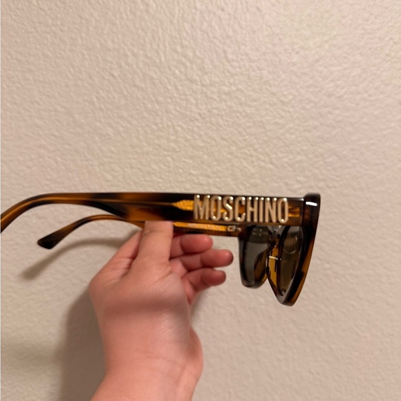 Moschino Brown Cat-Eye Sunglasses with Black Case main image 16